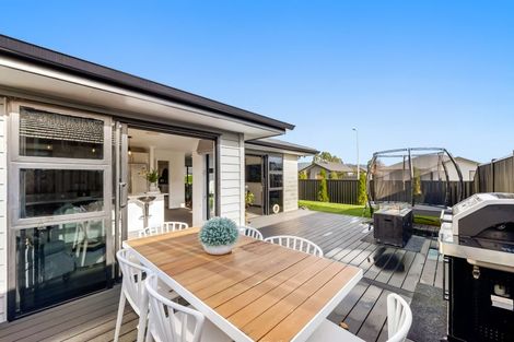 Photo of property in 42 Buddle Road, Wallaceville, Upper Hutt, 5018