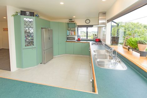Photo of property in 62 Stanmore Bay Road, Stanmore Bay, Whangaparaoa, 0932
