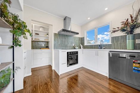 Photo of property in 97 Barrys Road, Glendene, Auckland, 0602