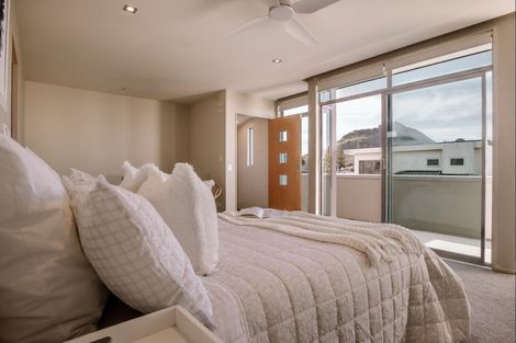 Photo of property in 2/35 Victoria Road, Mount Maunganui, 3116