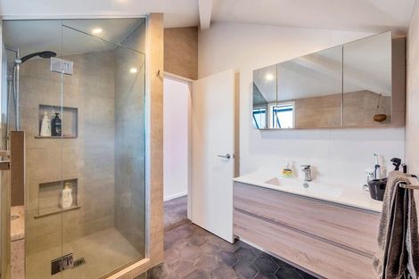 Photo of property in 1/52 Jutland Road, Hauraki, Auckland, 0622