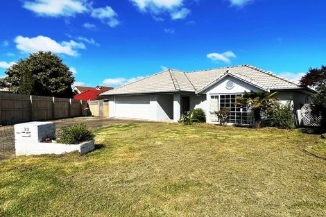 Photo of property in 33 Palmcrest Grove, Highland Park, Auckland, 2010