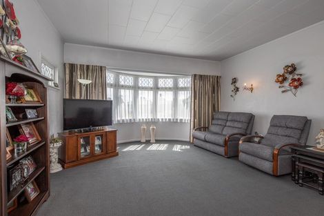 Photo of property in 97 Queen Street, Westport, 7825