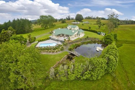 Photo of property in 683 Ararimu Valley Road, Helensville, Waimauku, 0882