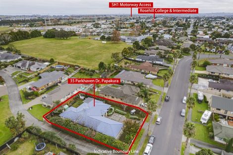 Photo of property in 35 Parkhaven Drive, Rosehill, Papakura, 2113