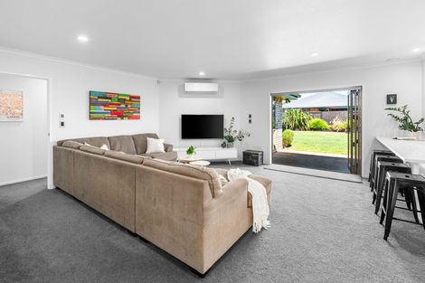 Photo of property in 9 Shalimar Place, Huntington, Hamilton, 3210