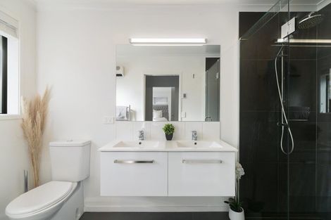 Photo of property in 26 Violet Way, Lower Shotover, Queenstown, 9304