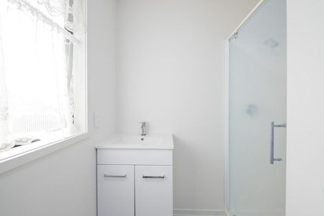 Photo of property in 6a Clark Street, Manurewa, Auckland, 2102