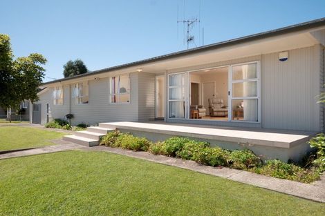 Photo of property in 35 Valley Road, Mount Maunganui, 3116