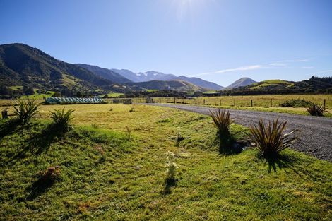 Photo of property in 235a Bay Paddock Road, Hapuku, Kaikoura, 7371