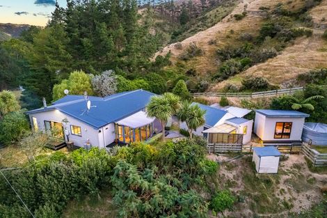 Photo of property in 1153 Paekakariki Hill Road, Paekakariki Hill, Porirua, 5381