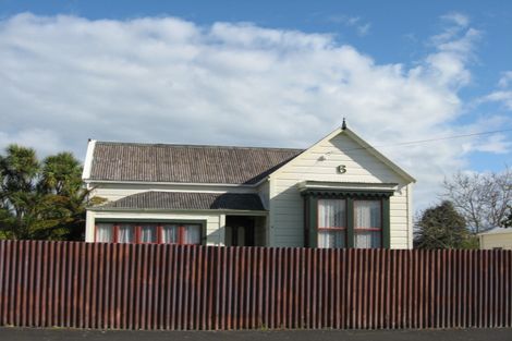 Photo of property in 6 Stark Street, Durie Hill, Whanganui, 4500