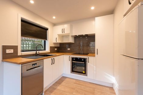 Photo of property in 7 Ninian Street, Highbury, Wellington, 6012