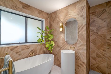 Photo of property in 155 Fendalton Road, Fendalton, Christchurch, 8041