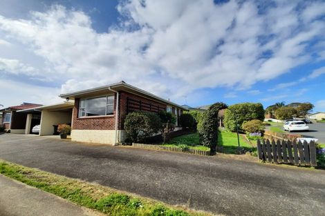 Photo of property in 1/38 Galsworthy Place, Bucklands Beach, Auckland, 2014