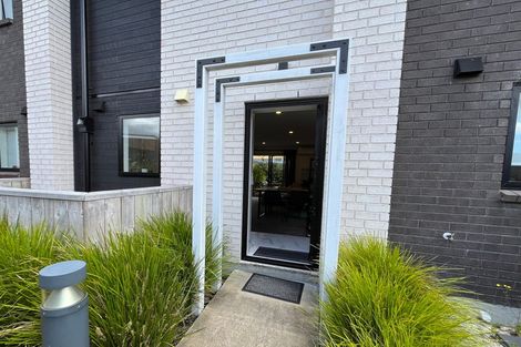 Photo of property in 5/45 Vera Road, Te Atatu South, Auckland, 0610