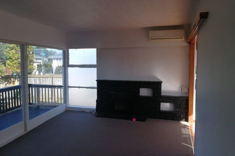 Photo of property in 2 Challinor Street, Pakuranga, Auckland, 2010