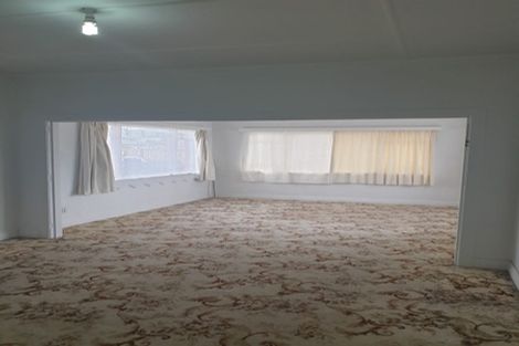 Photo of property in 16 Vine Street, Mangere East, Auckland, 2024