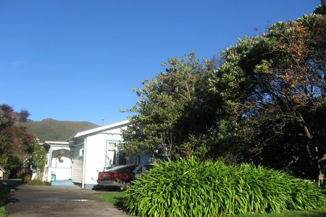 Photo of property in 74a Cambridge Terrace, Waterloo, Lower Hutt, 5011