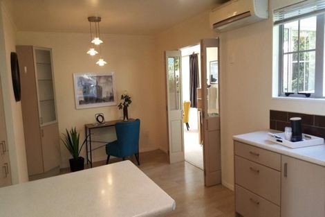 Photo of property in 148 Mark Avenue, Grenada Village, Wellington, 6037