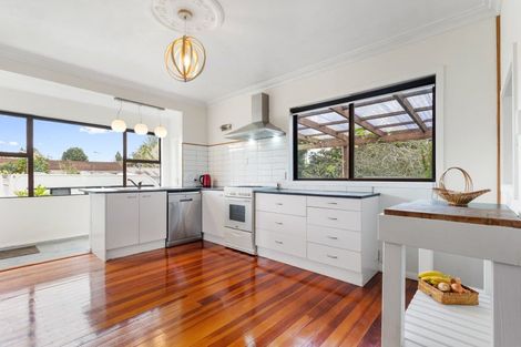 Photo of property in 13a Kawiu Road, Levin, 5510
