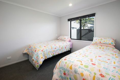 Photo of property in 21 Surfers Avenue, Waihi Beach, 3611