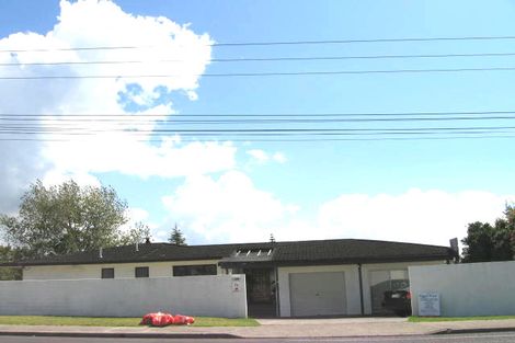 Photo of property in 73 Carlisle Road, Torbay, Auckland, 0632