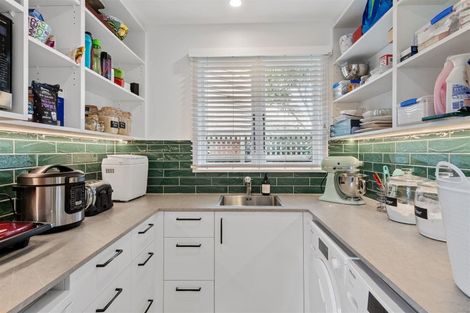 Photo of property in 19 Joyce Crescent, Ilam, Christchurch, 8041