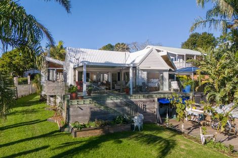 Photo of property in 13 Moana Drive, Tanners Point, Katikati, 3177