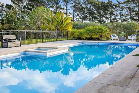 Photo of property in 19 Messenger Road, Stillwater, Silverdale, 0993