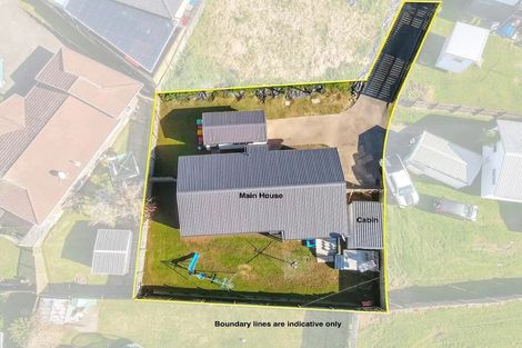 Photo of property in 16 Southview Place, Wattle Downs, Auckland, 2102