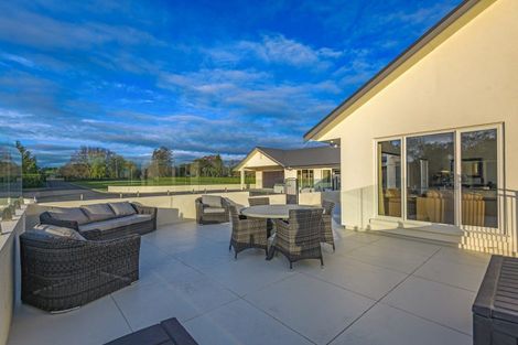 Photo of property in 475 Stoney Creek Road, Kelvin Grove, Palmerston North, 4470