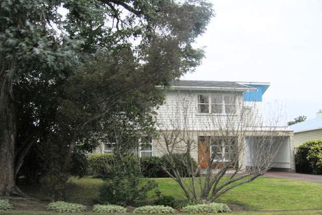 Photo of property in 190 Gloucester Street, Taradale, Napier, 4112