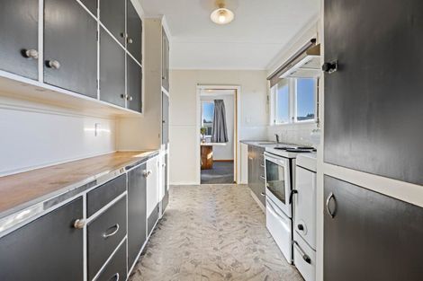 Photo of property in 15 Te Rangitautahanga Road, Turangi, 3334