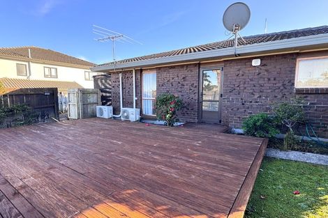 Photo of property in 1/10 Benygloe Place, Highland Park, Auckland, 2010