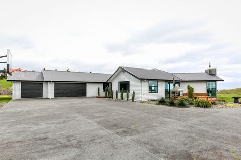 Photo of property in 588 Barrett Road, Hurworth, New Plymouth, 4371