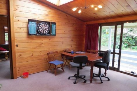 Photo of property in 7 Cedar Place, Westown, New Plymouth, 4310