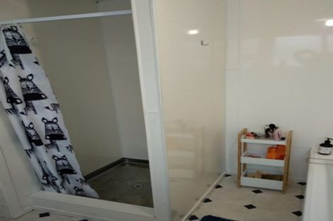 Photo of property in 52 Kirkcaldy Street, South Dunedin, Dunedin, 9012