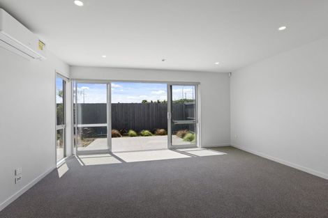 Photo of property in 11 Kakapo Lane, Redwood, Christchurch, 8051