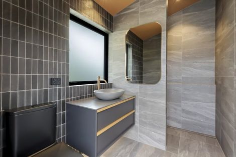 Photo of property in 8 Butel Avenue, Arrowtown, 9302