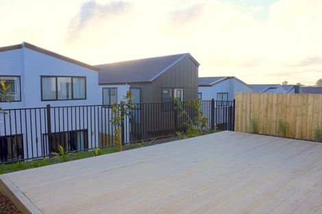 Photo of property in 14 Kea Road, Silverdale, 0932