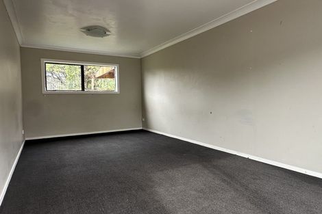 Photo of property in 16 Tracey Terrace, Te Atatu South, Auckland, 0602