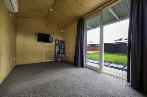 Photo of property in 2/1006 Copeland Road, Akina, Hastings, 4122