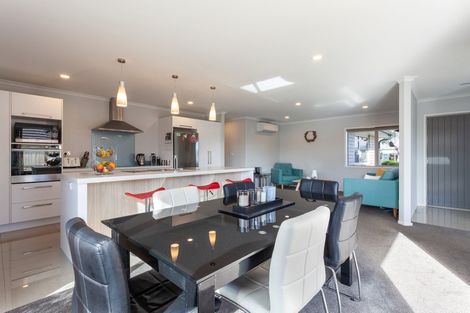 Photo of property in 149 The Boulevard, Papamoa Beach, Papamoa, 3118