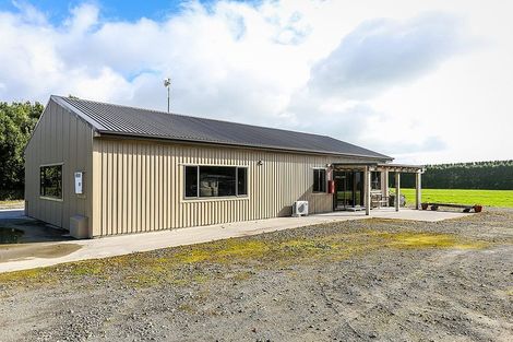 Photo of property in 50a Richmond Road, Brixton, New Plymouth, 4373