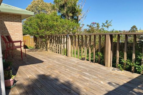 Photo of property in 72a Hepburn Road, Glendene, Auckland, 0602