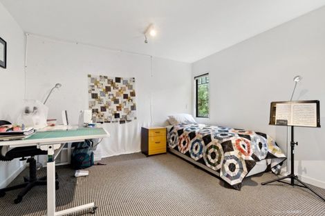 Photo of property in 23 Creswick Terrace, Northland, Wellington, 6012