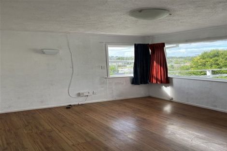 Photo of property in 16 Shoreham Street, Avondale, Auckland, 0600