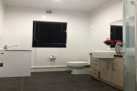 Photo of property in 402 Ormiston Road, Flat Bush, Auckland, 2019