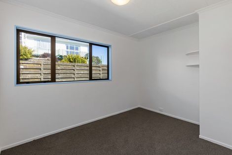 Photo of property in 5 Kinloch Place, Papakowhai, Porirua, 5024